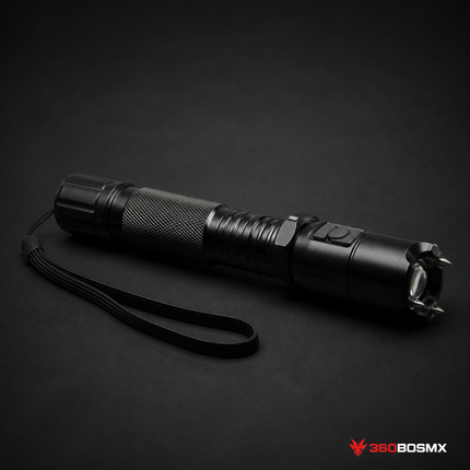 Lámpara táctica con descarga DT002 negra