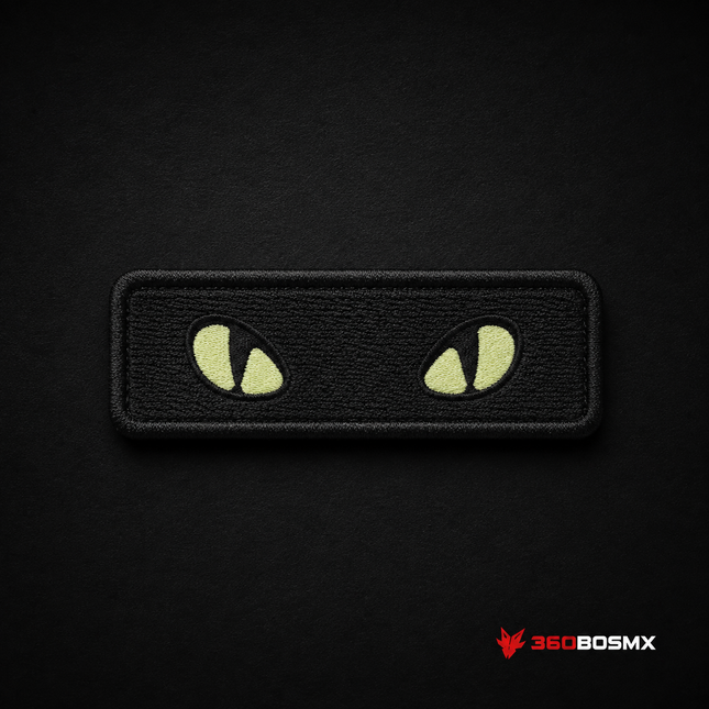 Parche Bordado Ojos Felinos Negro con Velcro